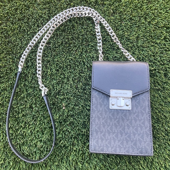 Michael Kors MK LOGO Crossbody Purse - Black - Picture 2 of 6